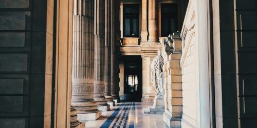 Fase de Enjuiciamiento en el Procedimiento Penal Español